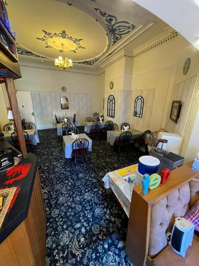 Nevele Bed & Breakfast Blackpool Bagian luar foto